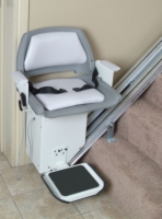 AmeriGlide Stair Lift DC Powered - Reconditioned